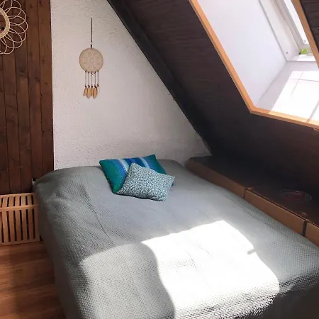 Lägenhet House In Oasis 10min To The Downtown Prag